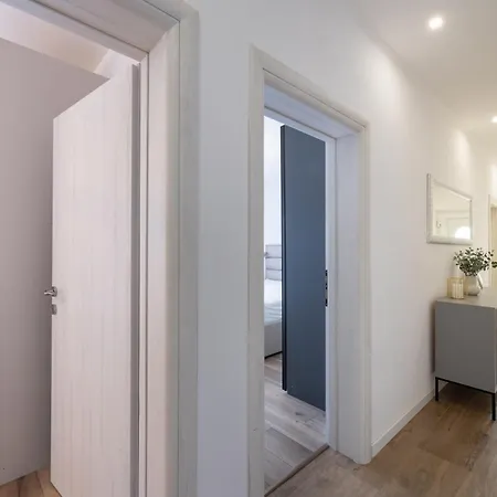 Tinel Apartman *
